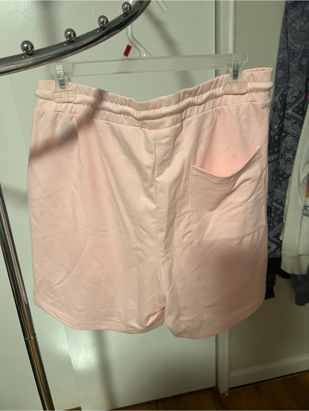 SHEIN Light Pink Men's Athletic Lounge Shorts
